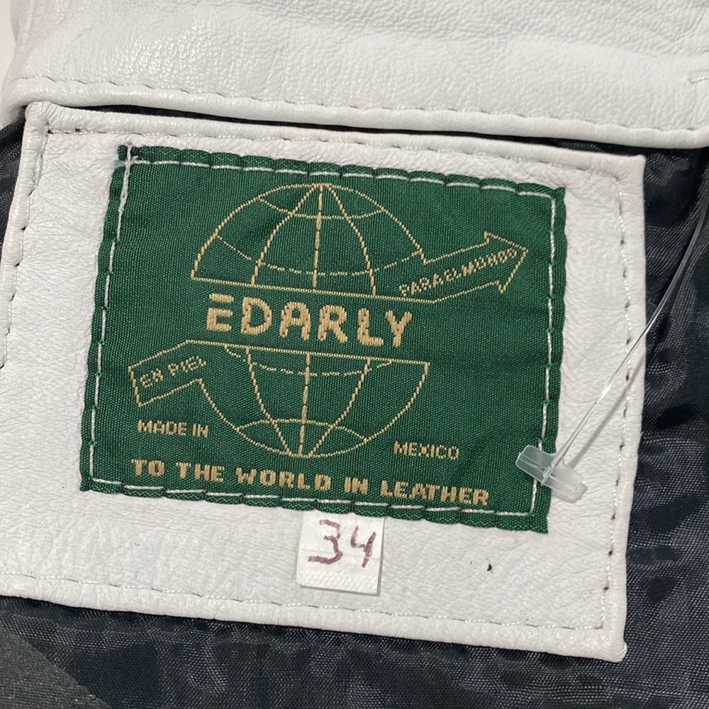 Vintage white leather mini skirt size medium by Edarly Mexico - Picture 6 of 12